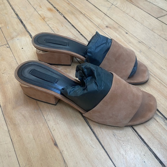 Alexander Wang Suede cut out sandals - Picture 4 of 6